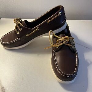 SPERRY size 8 Top-Sider boat shoes! Great condition rarely worn!